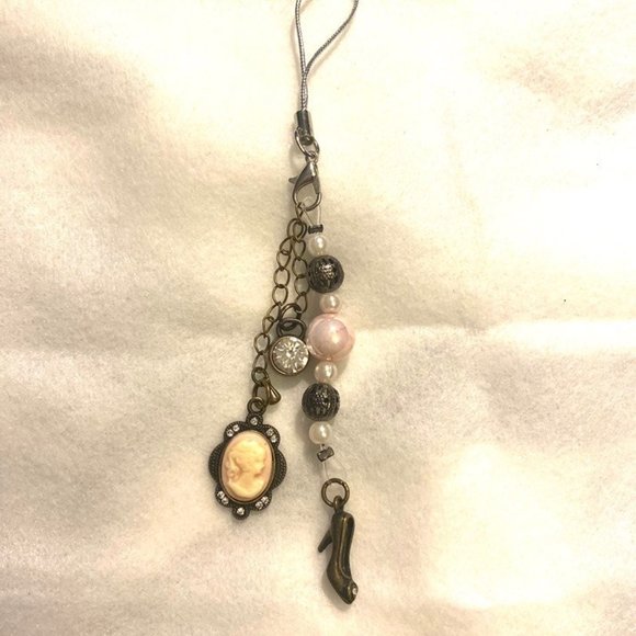 Cameo Planner Charm - Picture 7 of 9